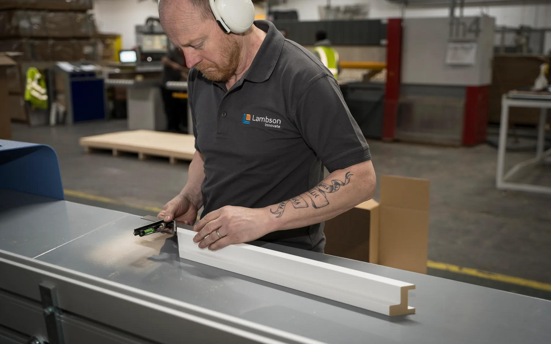 Measuring a laminated panel on the line